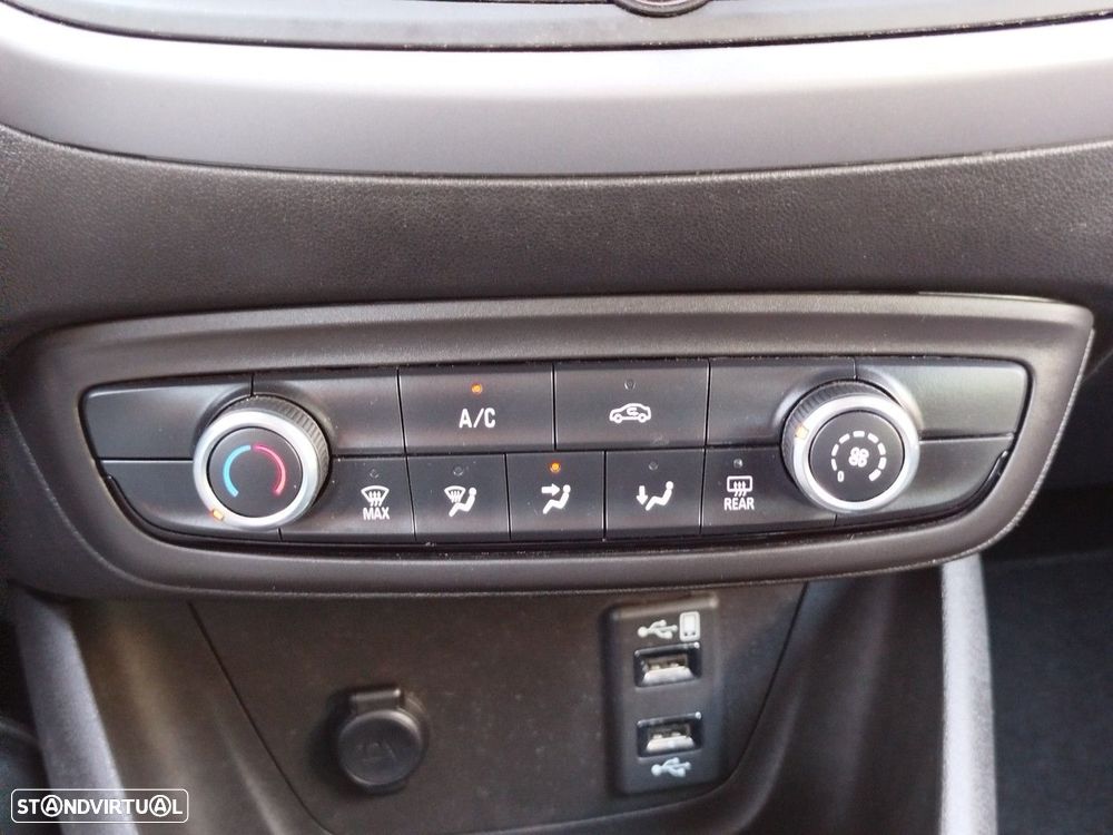 Opel Crossland 1.2 T Business Edition - 32