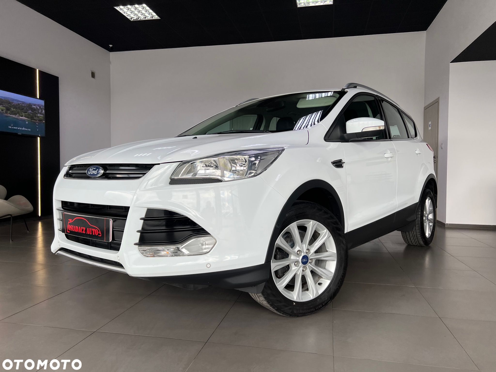Ford Kuga - 1