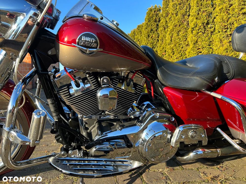 Harley-Davidson Touring Road King - 13