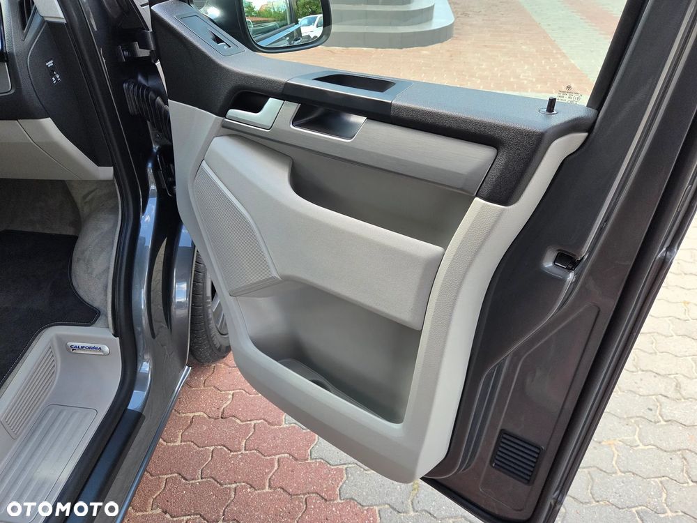 Volkswagen California - 27