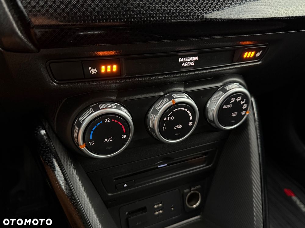 Mazda 2 SKYACTIV-G 90 Exclusive-Line - 17