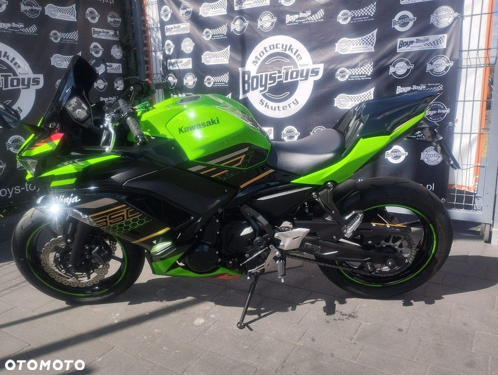 Kawasaki Ninja - 4
