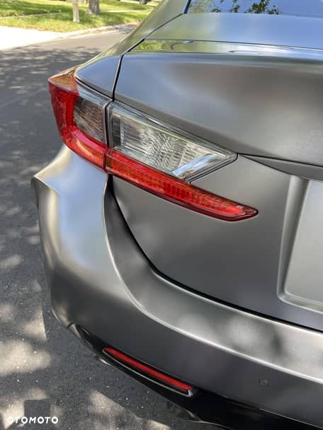 Lexus RC F 10th Anniversary Edition - 28