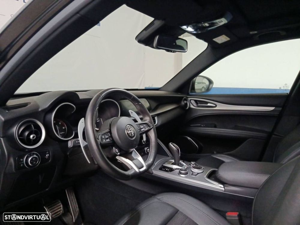 Alfa Romeo Stelvio 2.2 D Sprint Q4 AT8 - 8