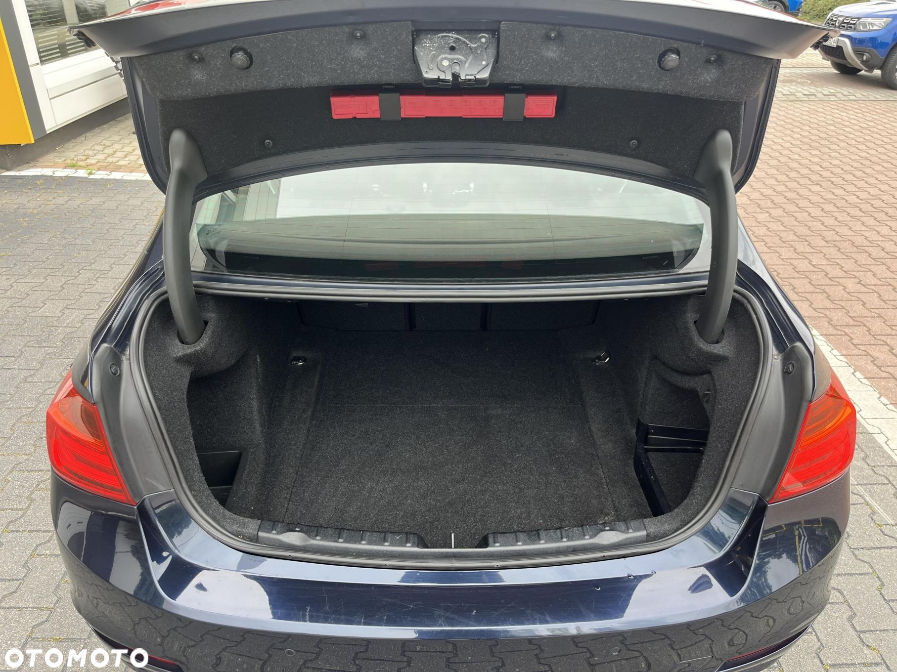 BMW Seria 3 318d Modern Line - 17