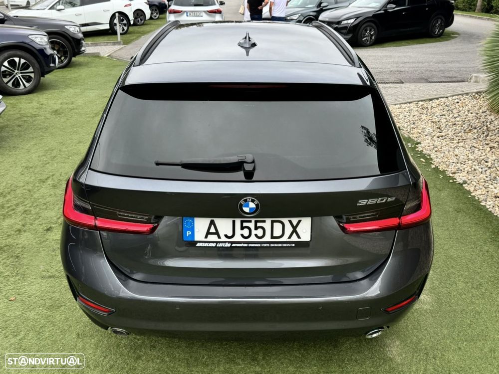 BMW 320 e Touring Auto - 11
