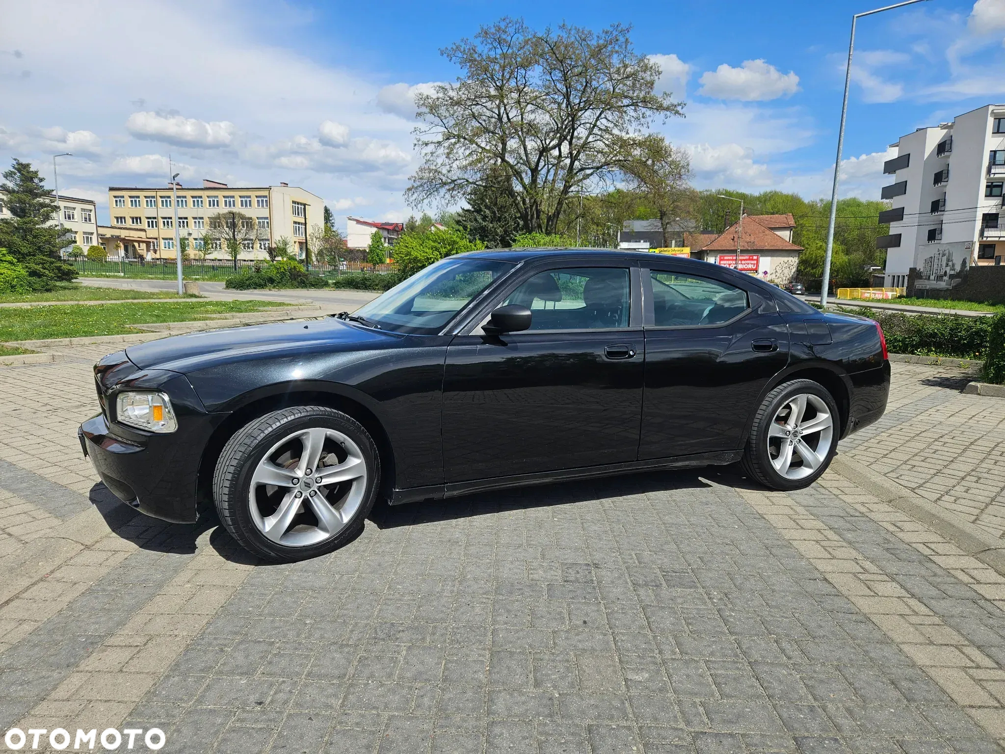 Dodge Charger - 2