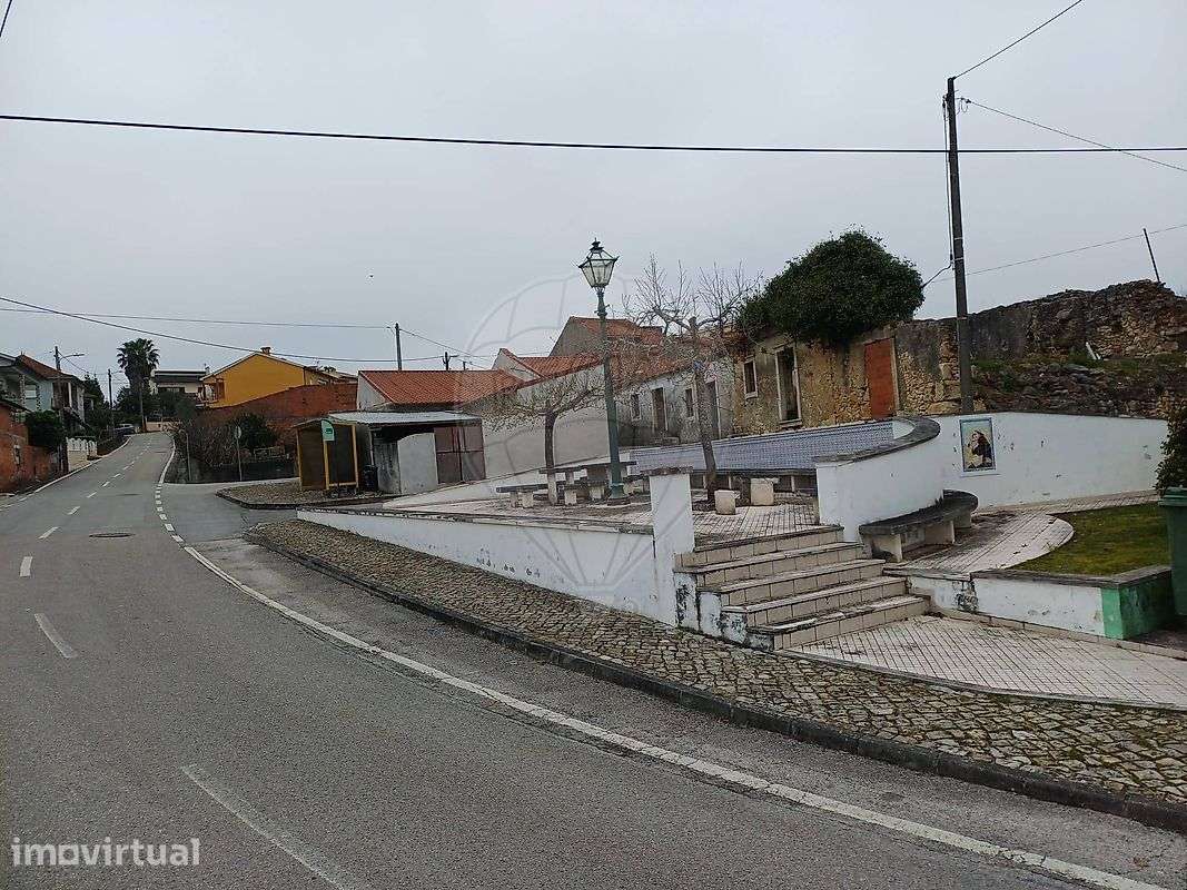 Moradia T1 para venda - Grande imagem: 2/7