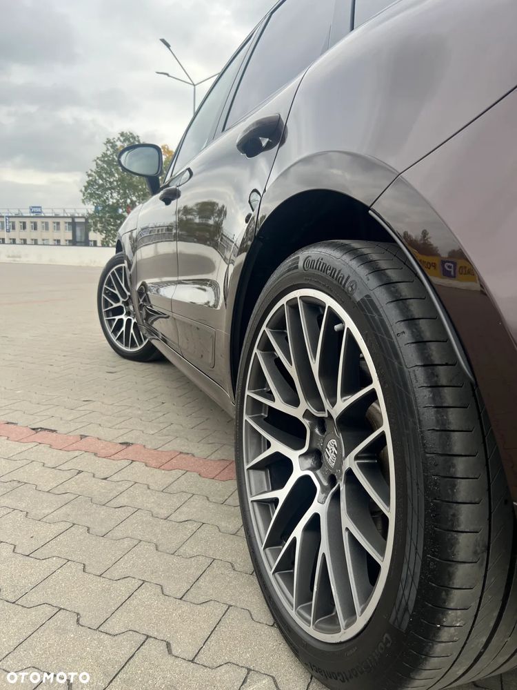 Porsche Macan Standard - 12