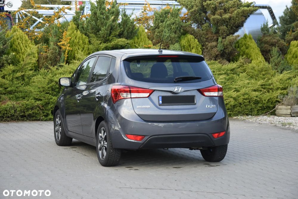 Hyundai ix20 1.6 BlueDrive Classic + - 19