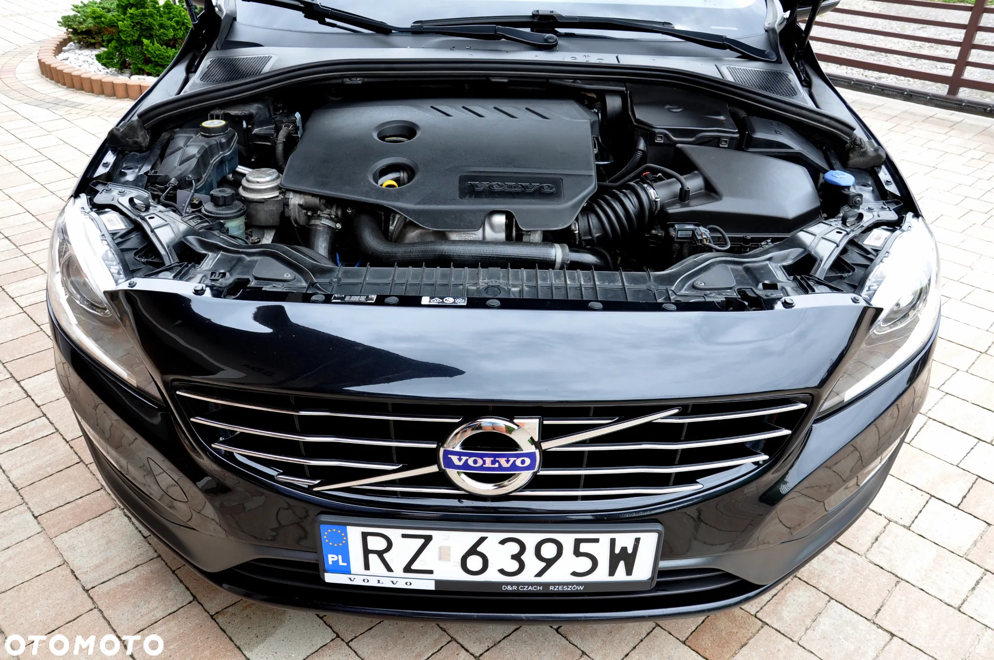 Volvo S60 D2 Kinetic - 36