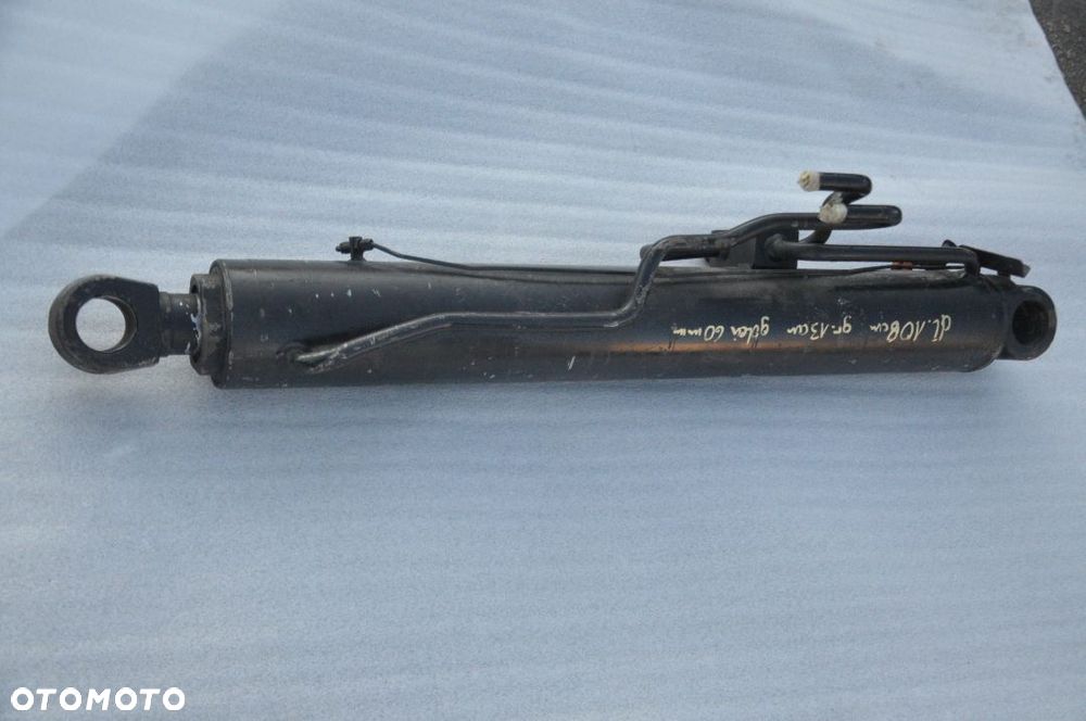SIŁOWNIK HYDRAULICZNY JCB  536 -60 DŁ. 108 CM - 1