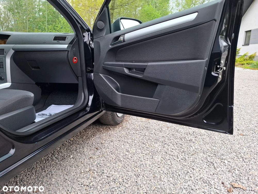 Opel Astra 1.4 NJoy - 18