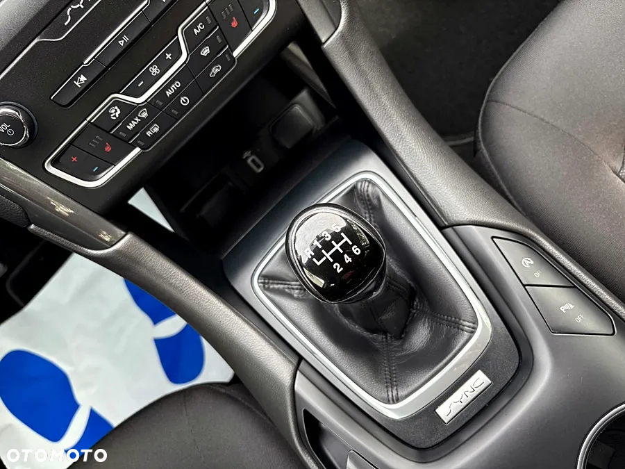 Ford Mondeo 2.0 EcoBlue Executive - 21
