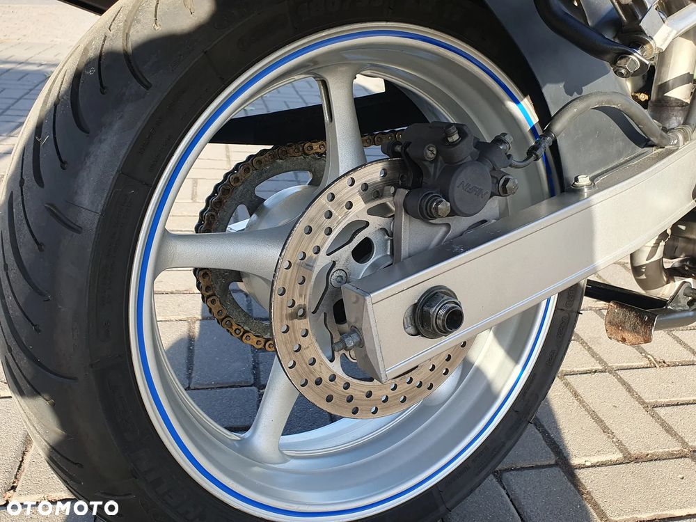 Yamaha FZ6 - 24