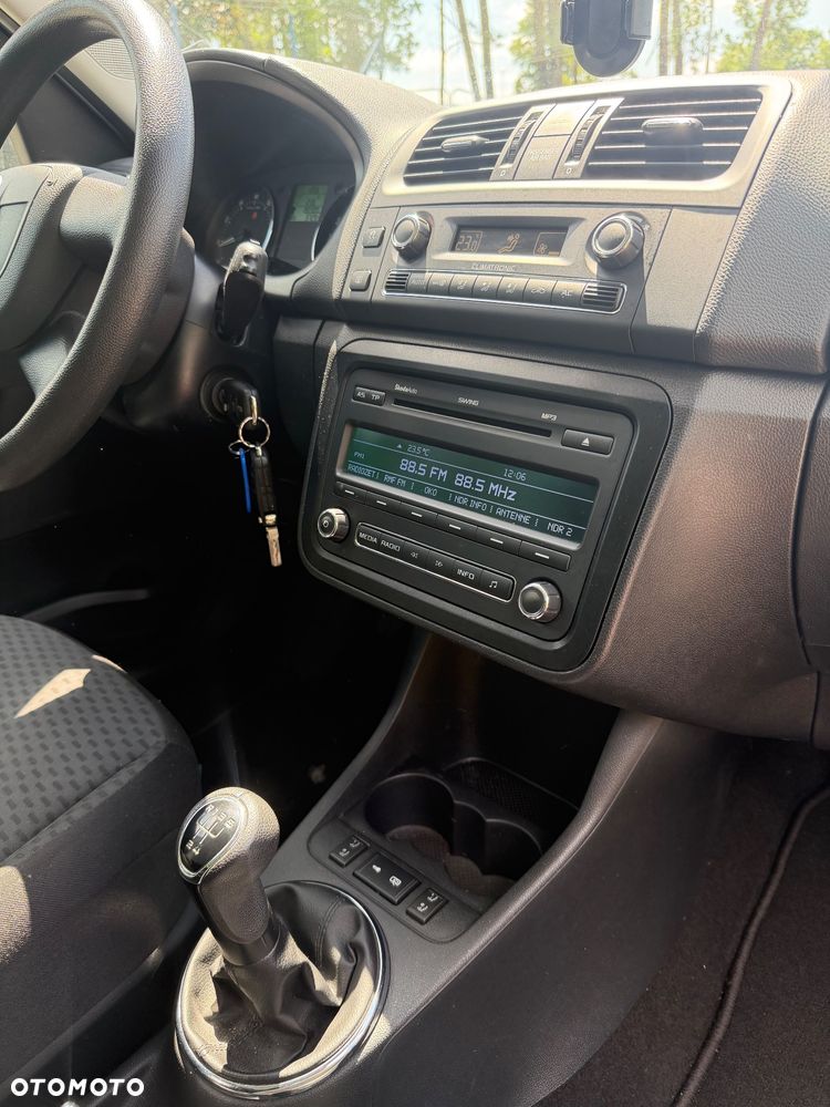 Skoda Roomster 1.2 TSI Style PLUS EDITION - 26