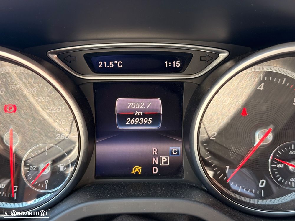 Mercedes-Benz CLA 180 d 7G-DCT - 10