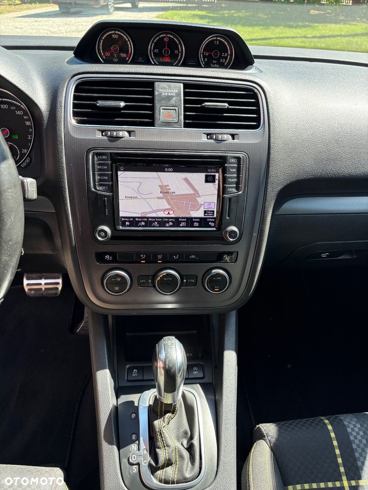 Volkswagen Scirocco 2.0 TDI BMT DSG - 16