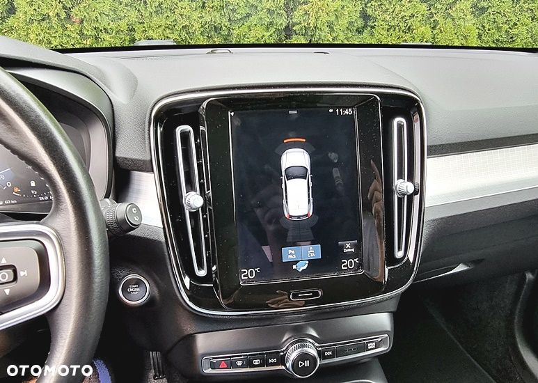 Volvo XC 40 B4 B DKG Ultimate Dark - 21