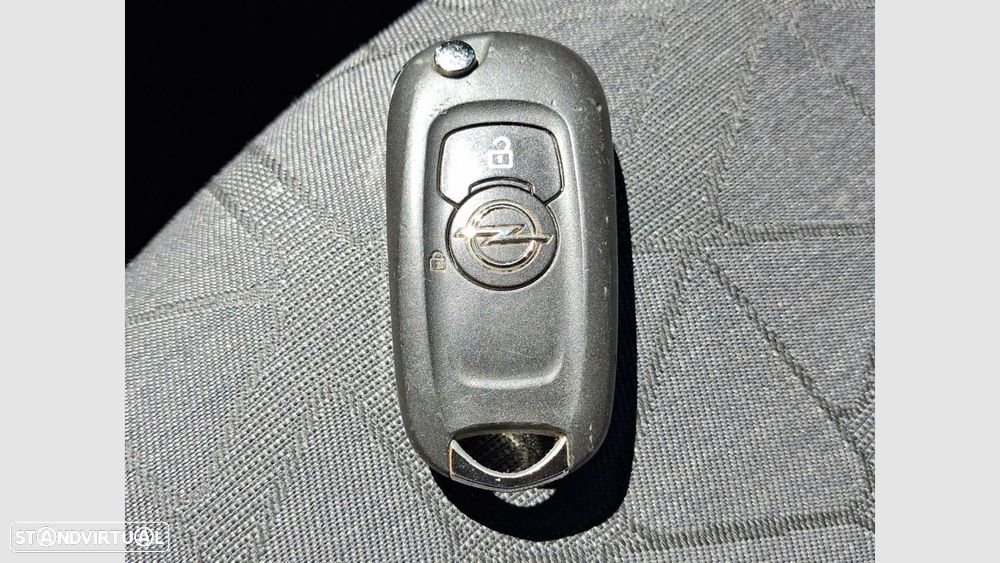 Opel Astra 1.0 120 Anos S/S - 16