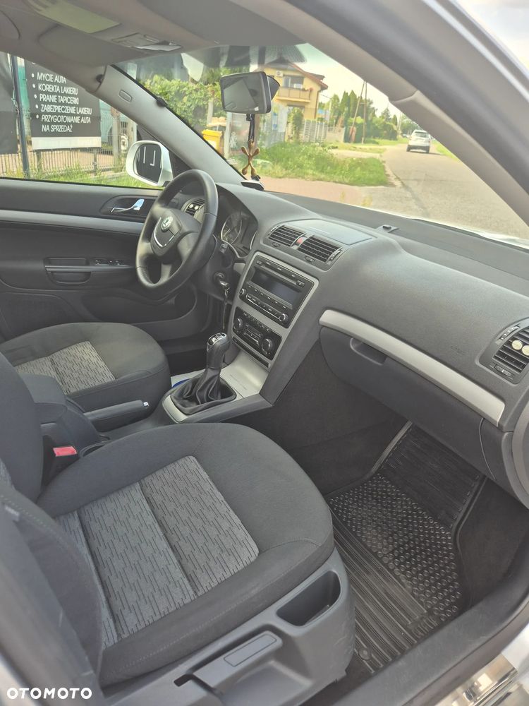 Skoda Octavia 2.0 TDI DPF Ambition - 8