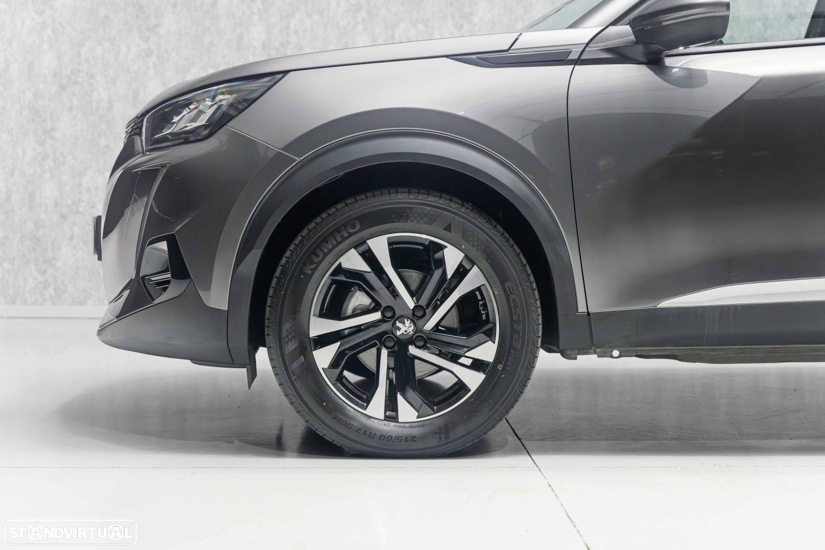 Peugeot 2008 1.2 PureTech Allure Pack EAT8 - 4