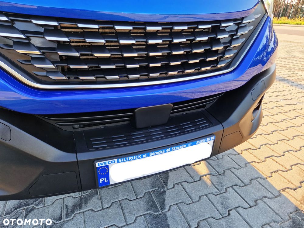 Iveco DAILY - 17