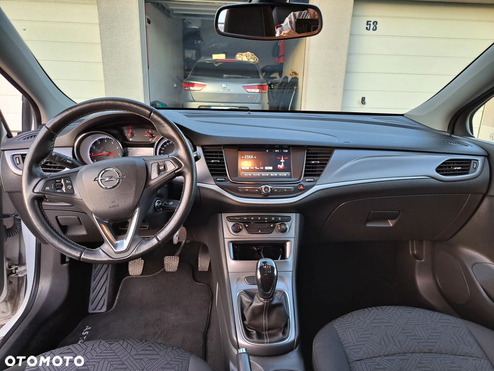 Opel Astra 1.4 Turbo Active - 11
