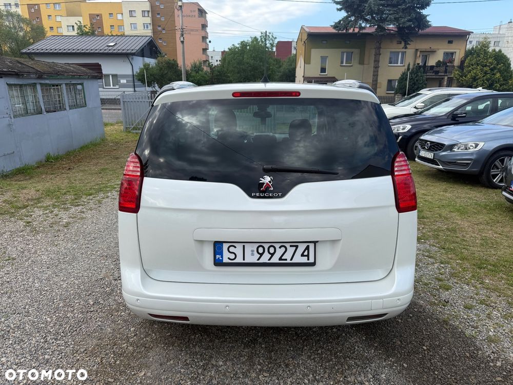 Peugeot 5008 - 5