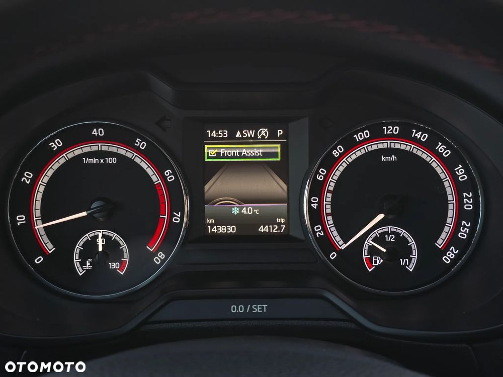 Skoda Octavia 2.0 TSI DSG RS 245 - 25