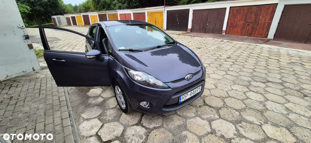 Ford Fiesta 1.25 Gold X EU5 - 9