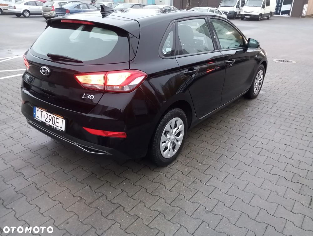 Hyundai i30 1.5 T-GDI 48V Classic + - 5