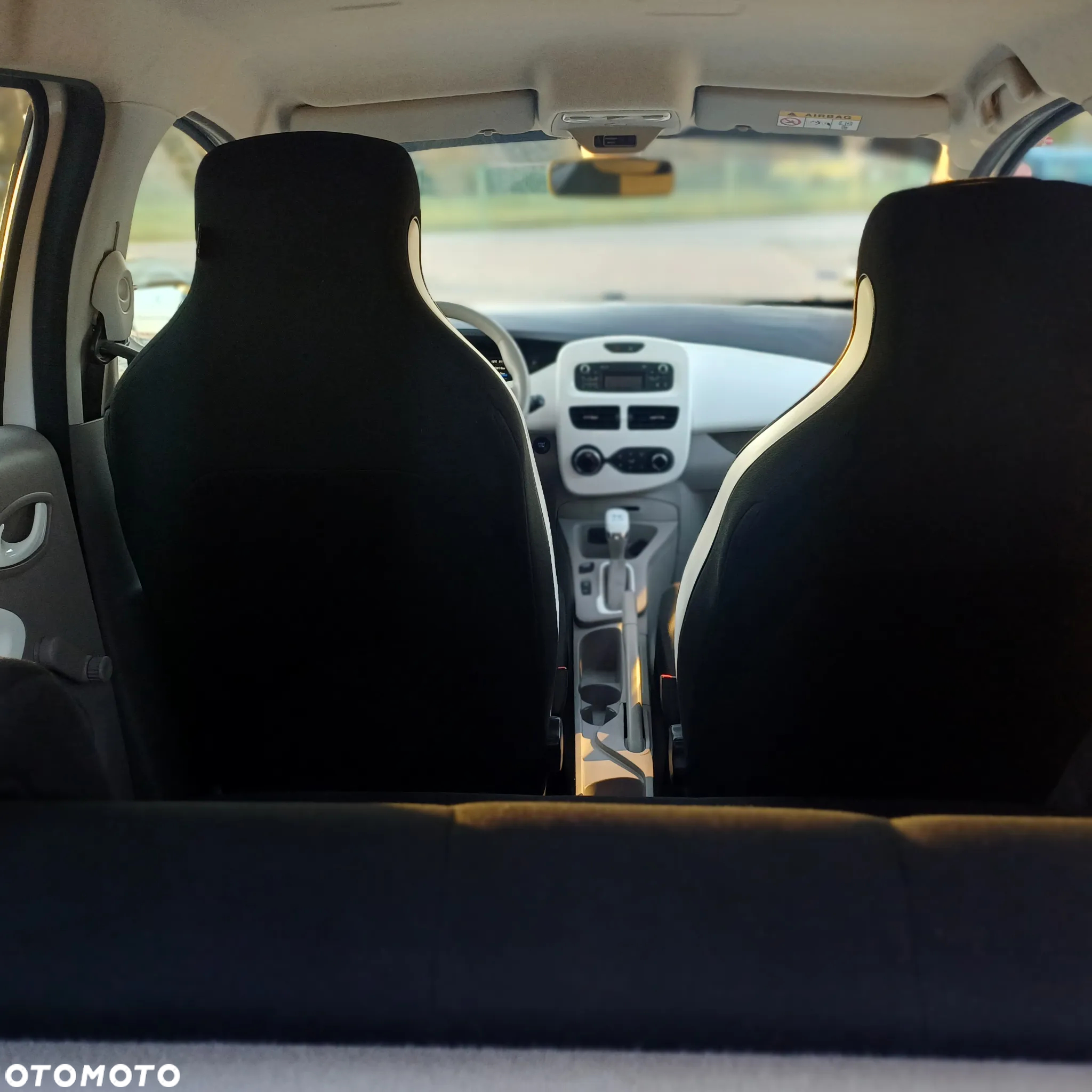 Renault Zoe - 19