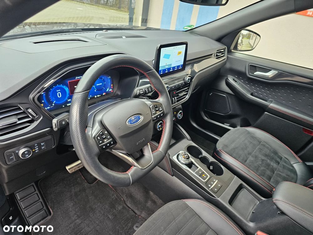 Ford Kuga 2.0 EcoBlue AWD ST-Line X - 23