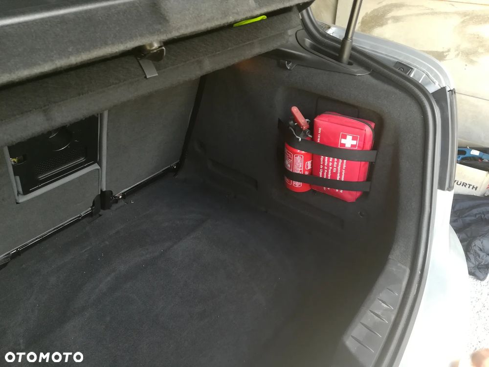 Seat Toledo 2.0 TDI Stylance - 10