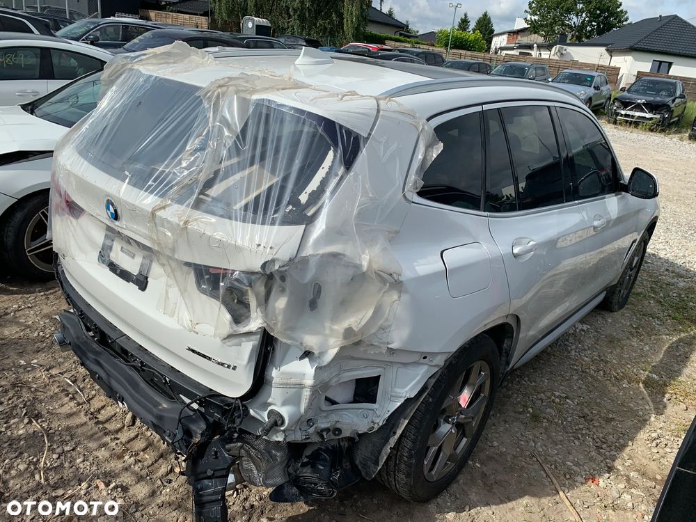 BMW X3 xDrive30i GPF xLine - 7