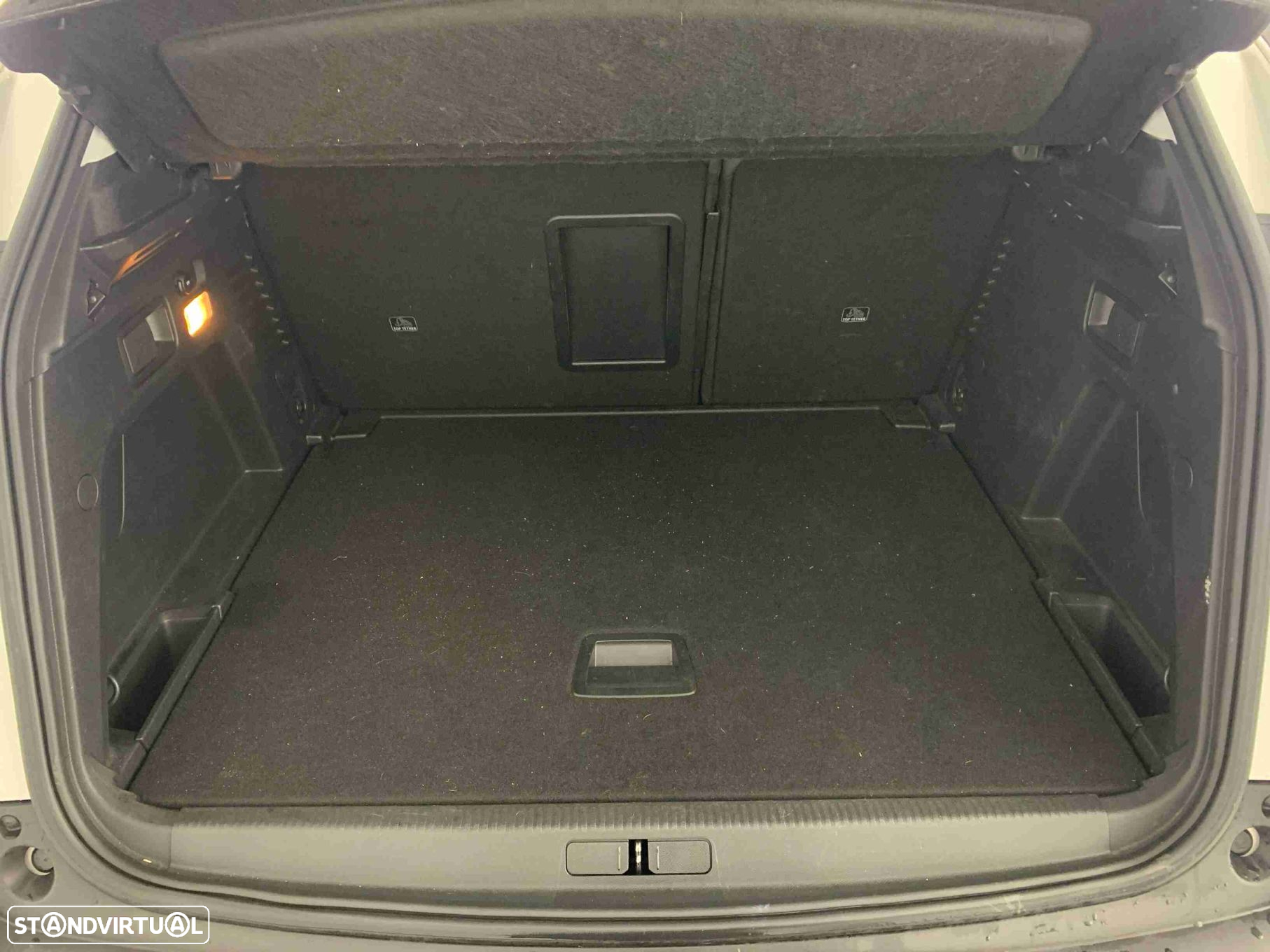 Peugeot 3008 1.5 BlueHDi Allure - 11