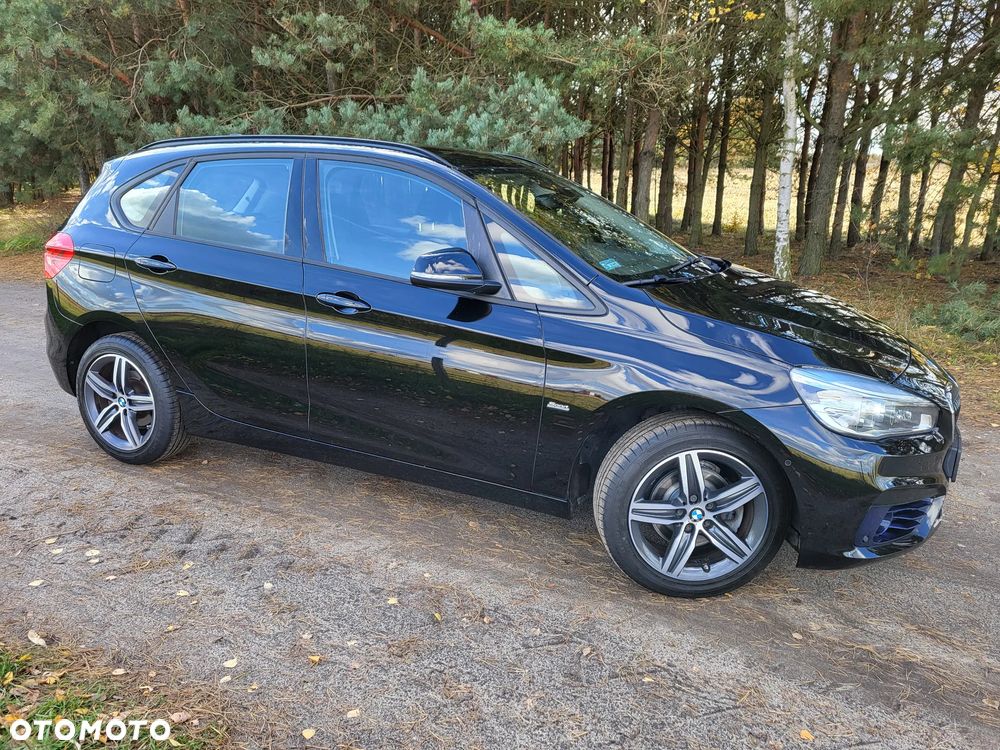 BMW Seria 2 218i Sport Line
