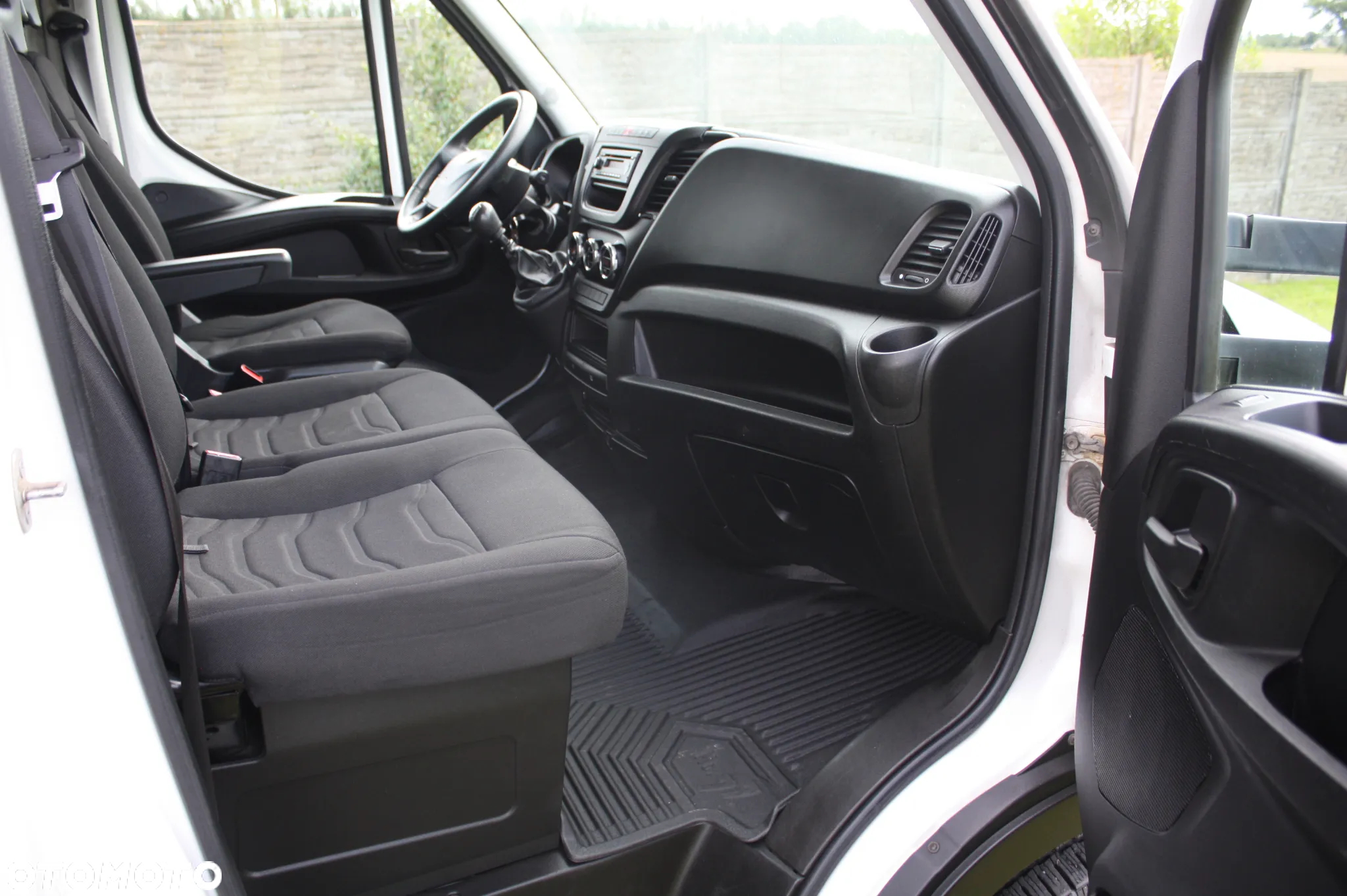 Iveco DAILY 35S15 - 16