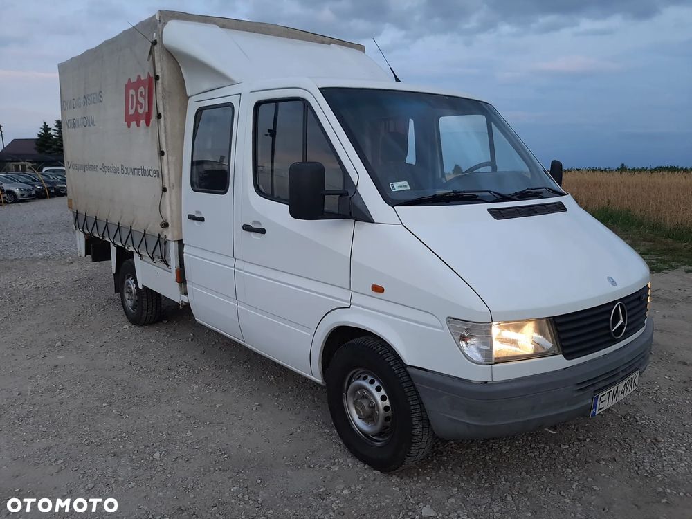 Mercedes-Benz Sprinter 321 D - 9