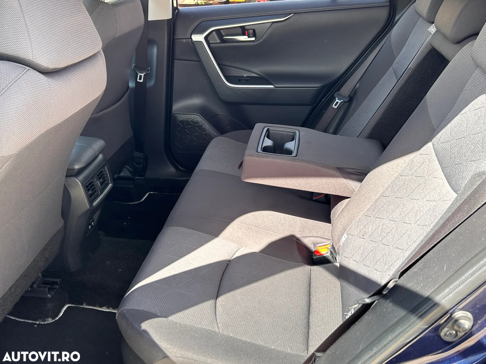 Toyota RAV4 2.5 Hybrid VVT-iE 4x2 Dynamic - 3