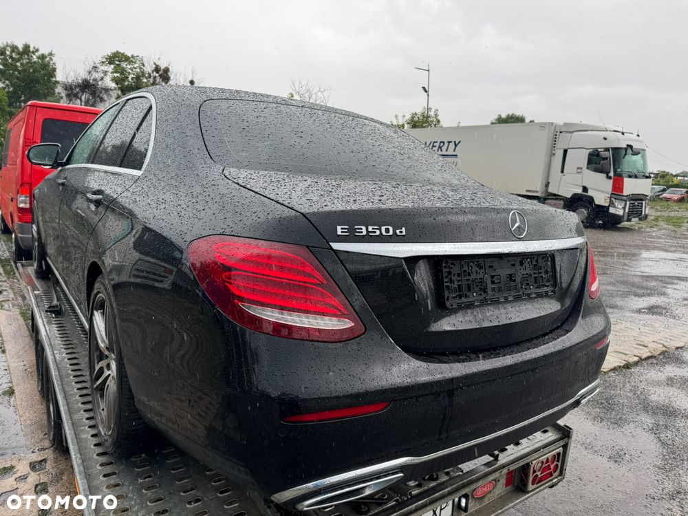 Mercedes-Benz Klasa E 350 BlueTEC 9G-TRONIC Classic - 21