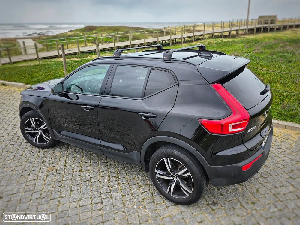 Volvo XC 40 1.5 T2 Plus Dark Auto - 2