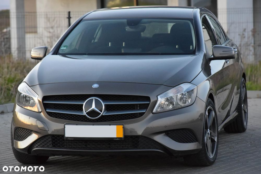 Mercedes-Benz Klasa A 180 BlueEfficiency Edition - 28