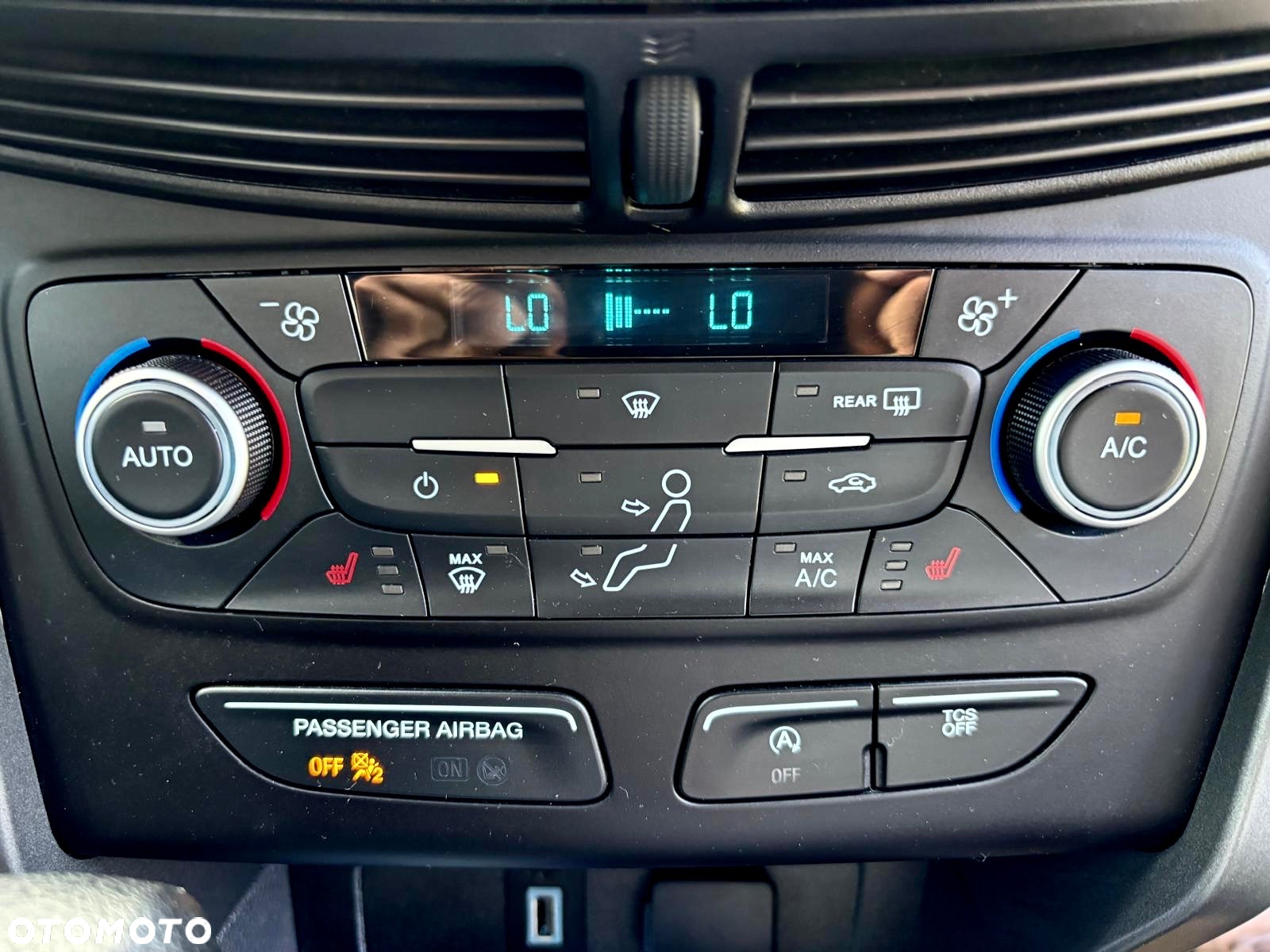 Ford Escape 1.5 EcoBoost AWD SE - 14