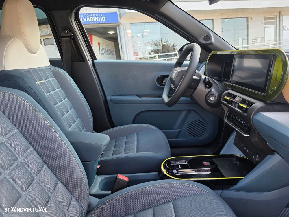 Fiat Grande Panda 1.2 Hybrid Icon eDCT - 22