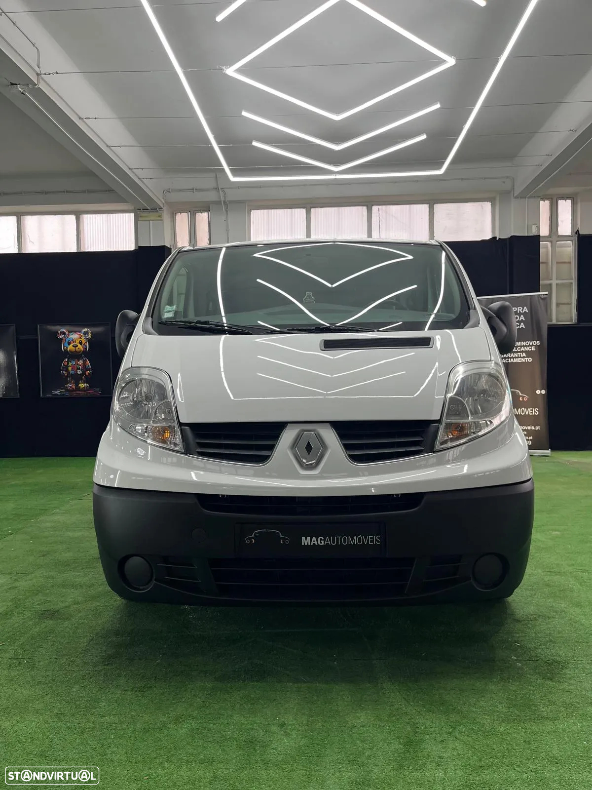 Renault Trafic 2.0 dCi 115 Privi. Luxe - 2