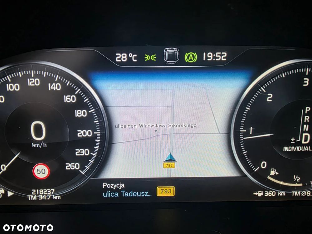 Volvo V60 D4 Momentum - 18