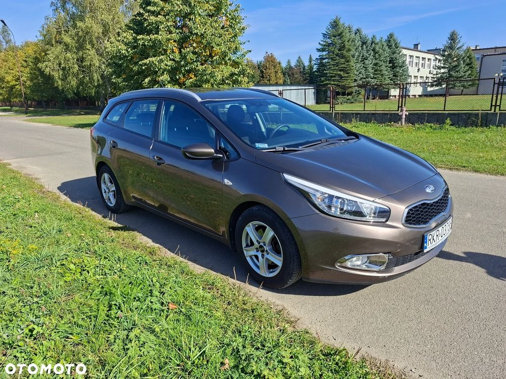 Kia Ceed - 1