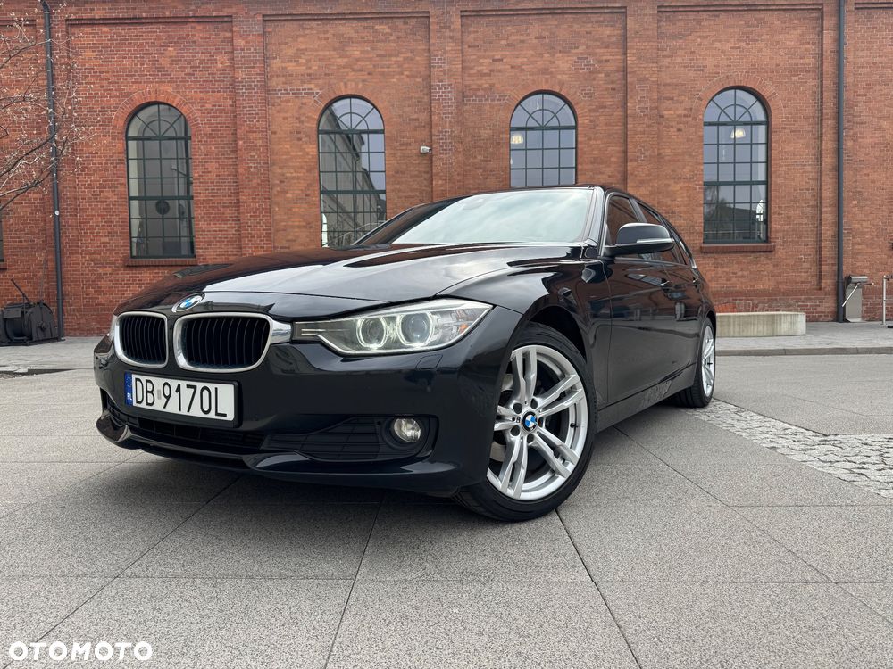 BMW Seria 3 318d - 3
